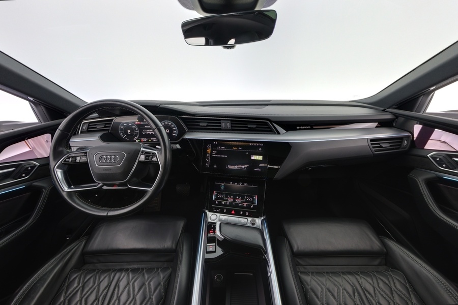 Audi e-tron vaihtoauto