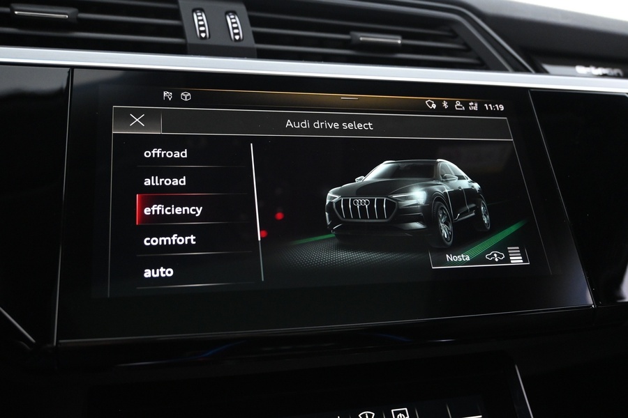 Audi e-tron vaihtoauto