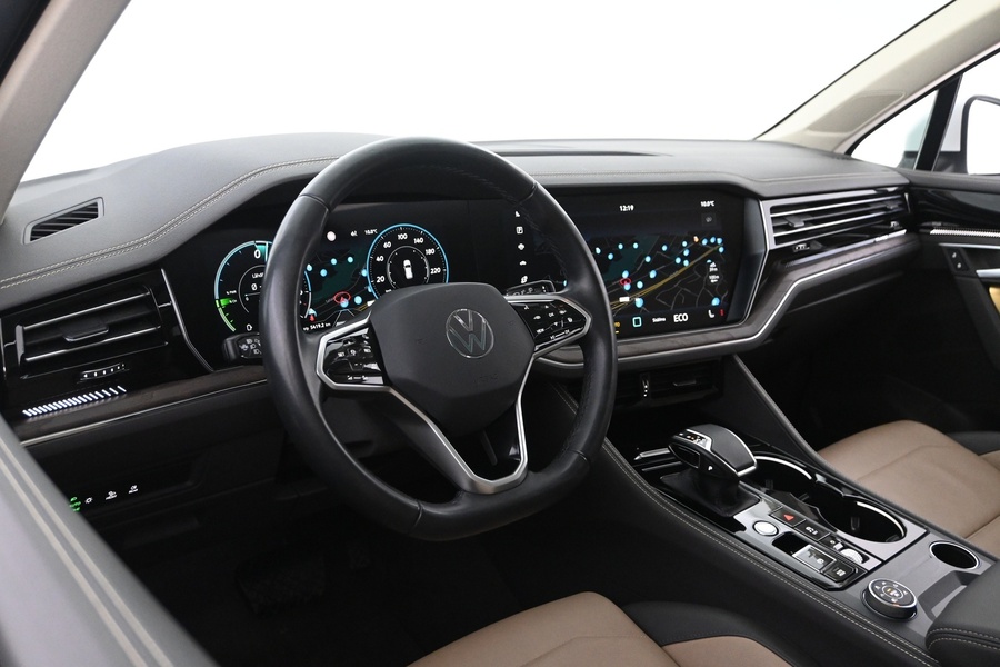 Volkswagen Touareg vaihtoauto