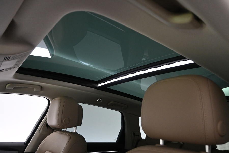 Volkswagen Touareg vaihtoauto