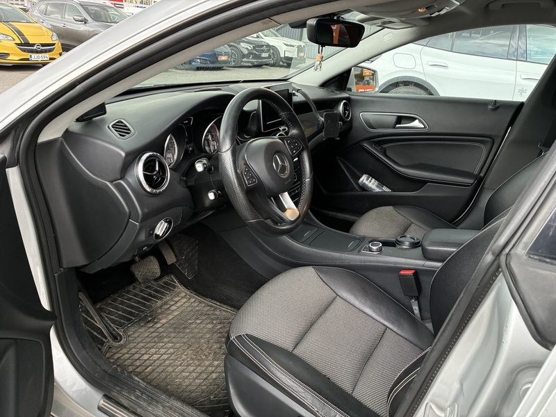 Mercedes-Benz CLA-sarja vaihtoauto
