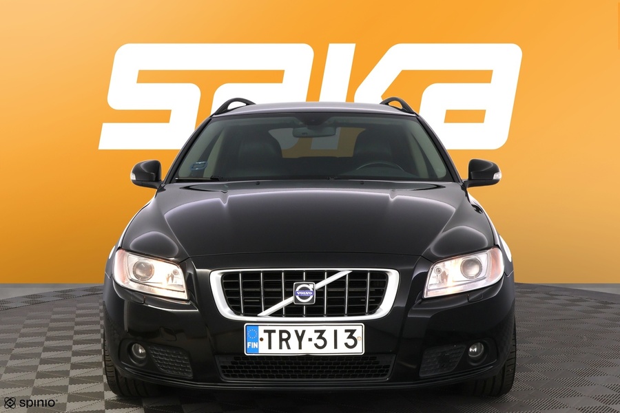 Volvo V70 vaihtoauto