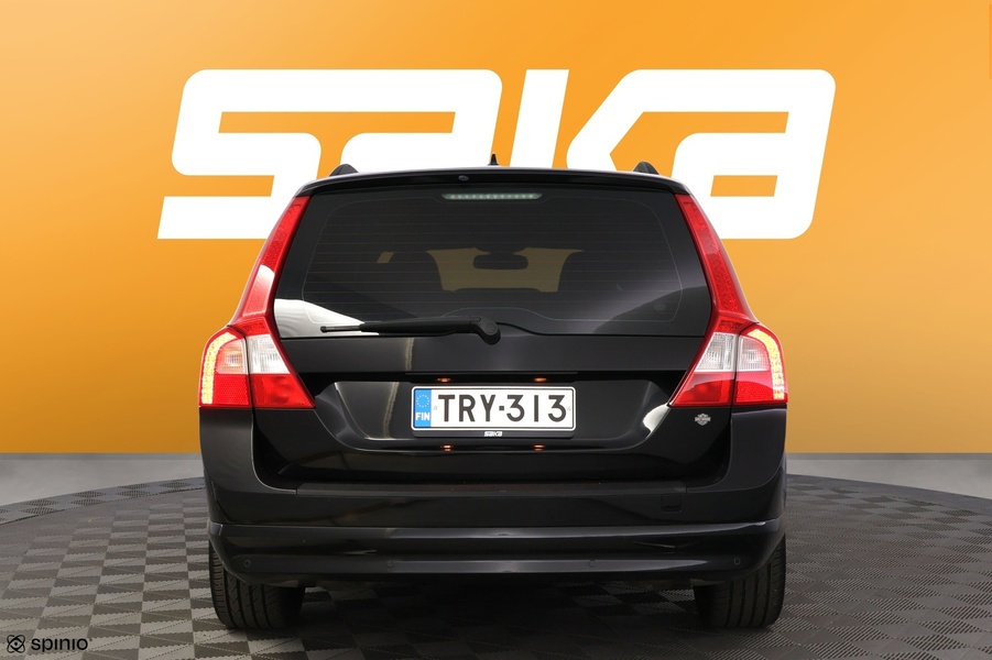 Volvo V70 vaihtoauto