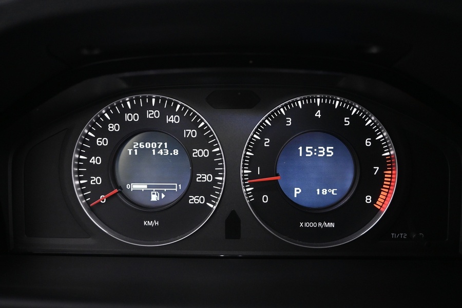 Volvo V70 vaihtoauto