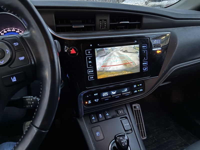 Toyota Auris vaihtoauto