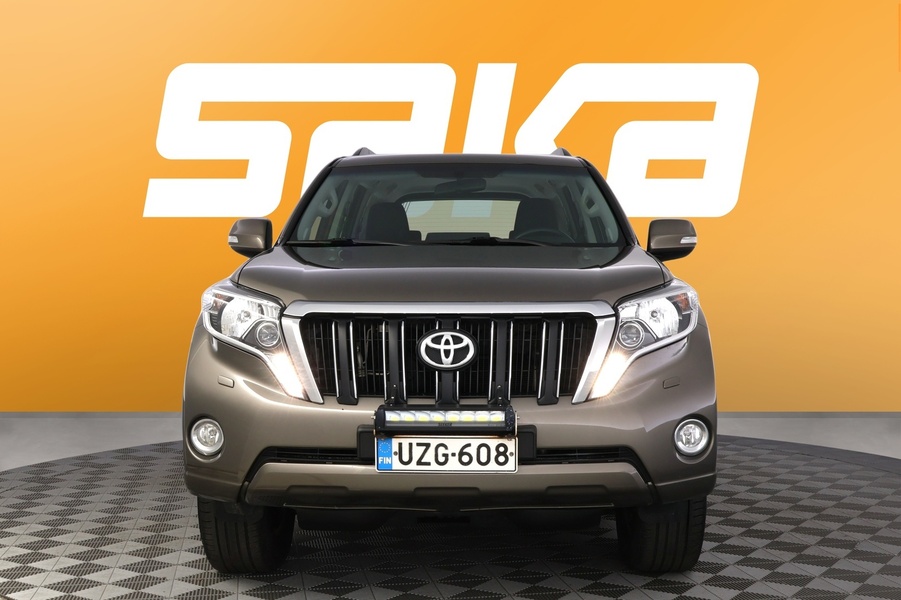 Toyota Land Cruiser vaihtoauto