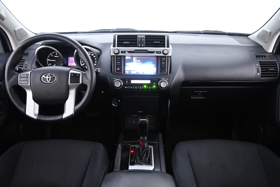 Toyota Land Cruiser vaihtoauto