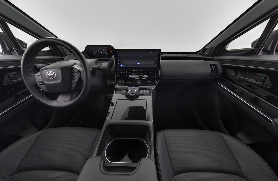 Toyota bZ4X vaihtoauto