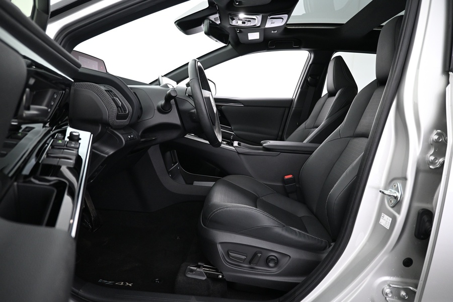 Toyota bZ4X vaihtoauto