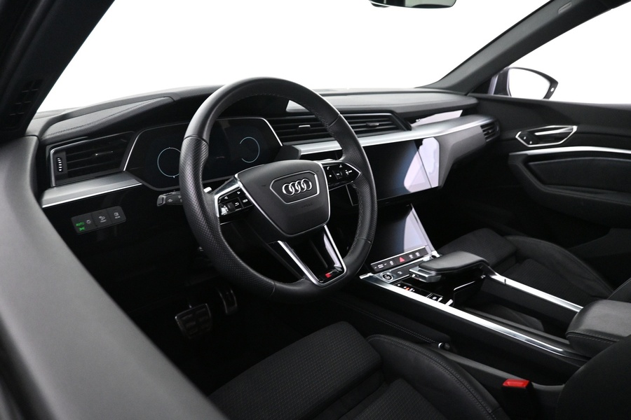 Audi Q8 e-tron vaihtoauto