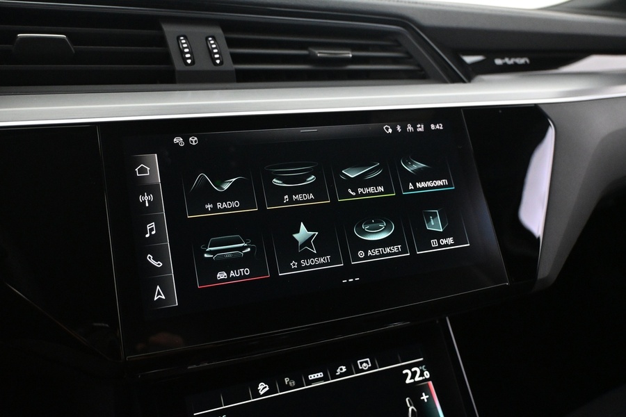 Audi Q8 e-tron vaihtoauto