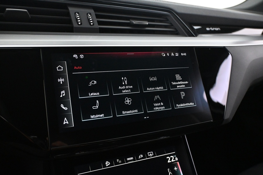 Audi Q8 e-tron vaihtoauto