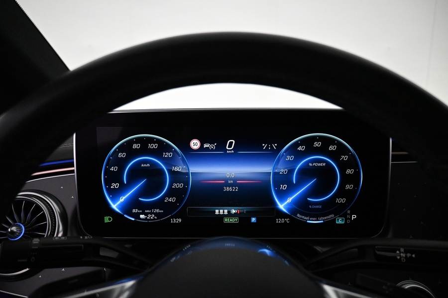 Mercedes-Benz EQE vaihtoauto