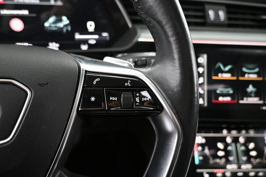 Audi e-tron vaihtoauto