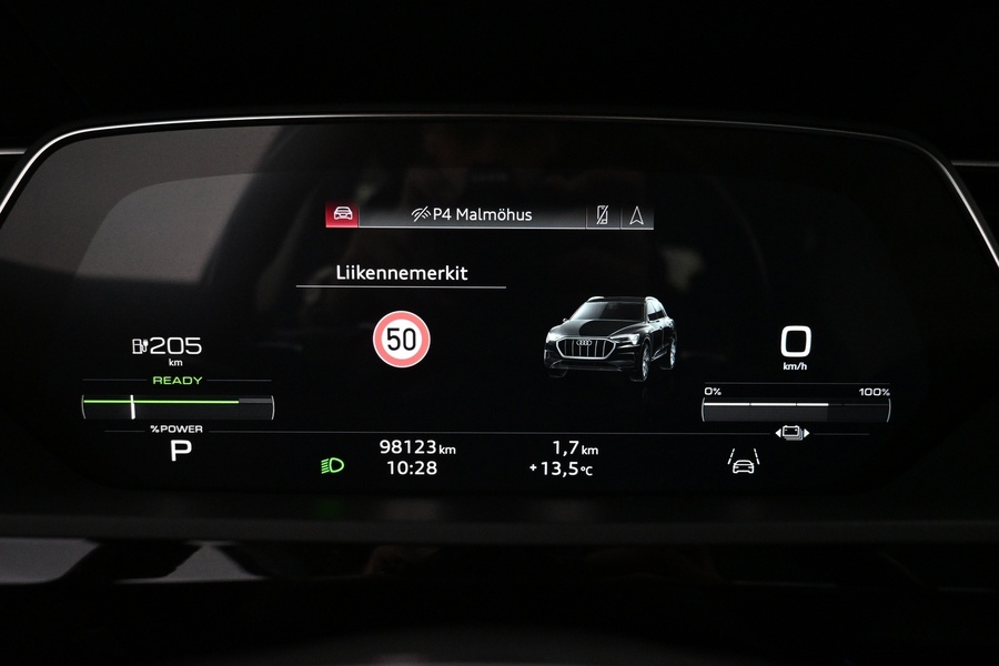 Audi e-tron vaihtoauto