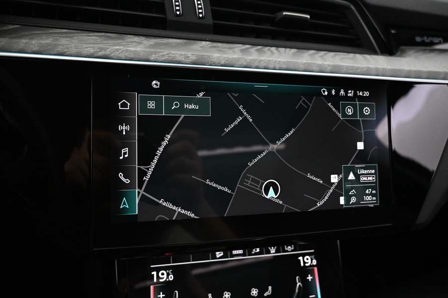 Audi e-tron vaihtoauto