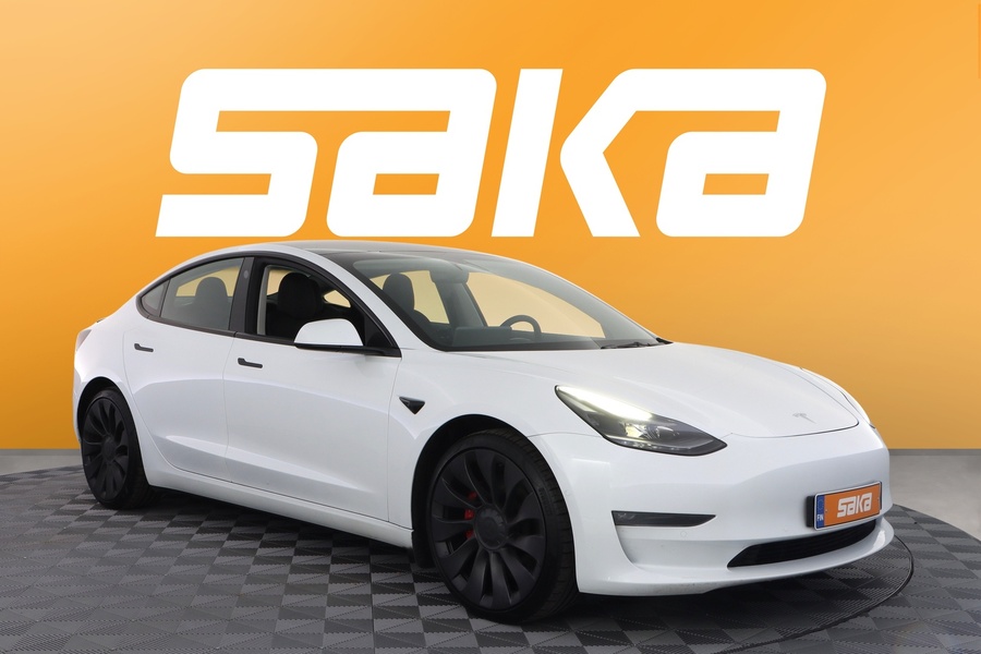 Tesla Model 3 vaihtoauto