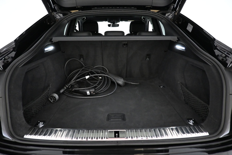 Audi Q8 e-tron vaihtoauto