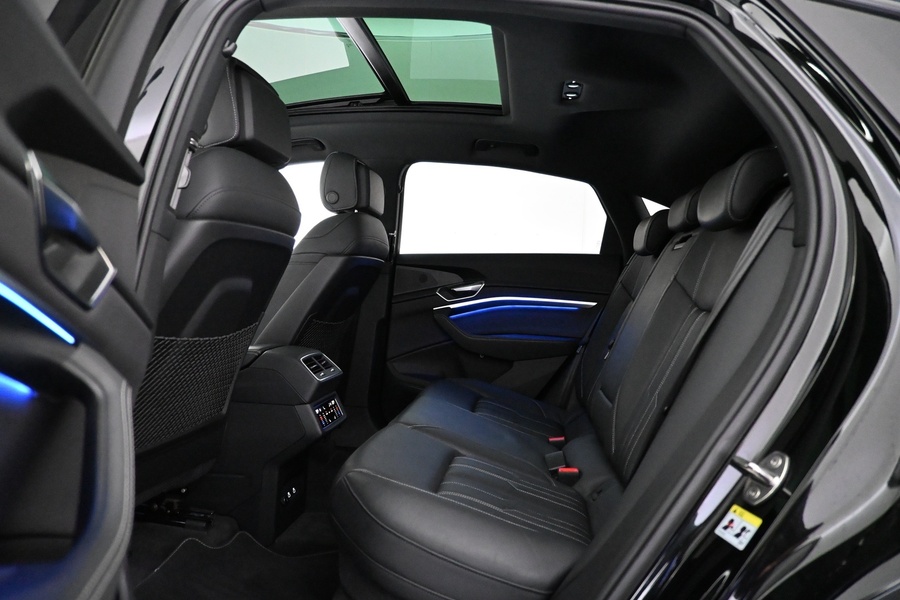 Audi Q8 e-tron vaihtoauto