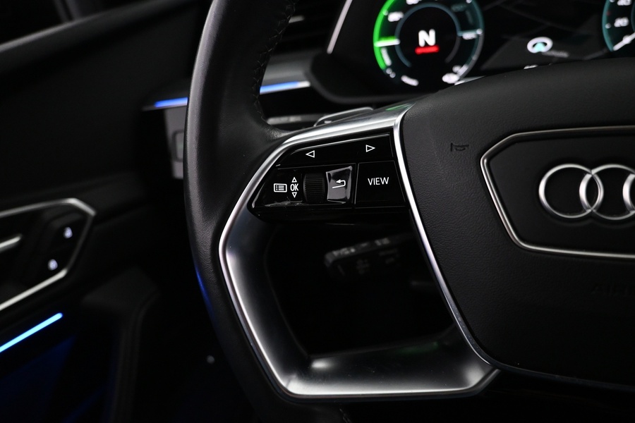 Audi Q8 e-tron vaihtoauto