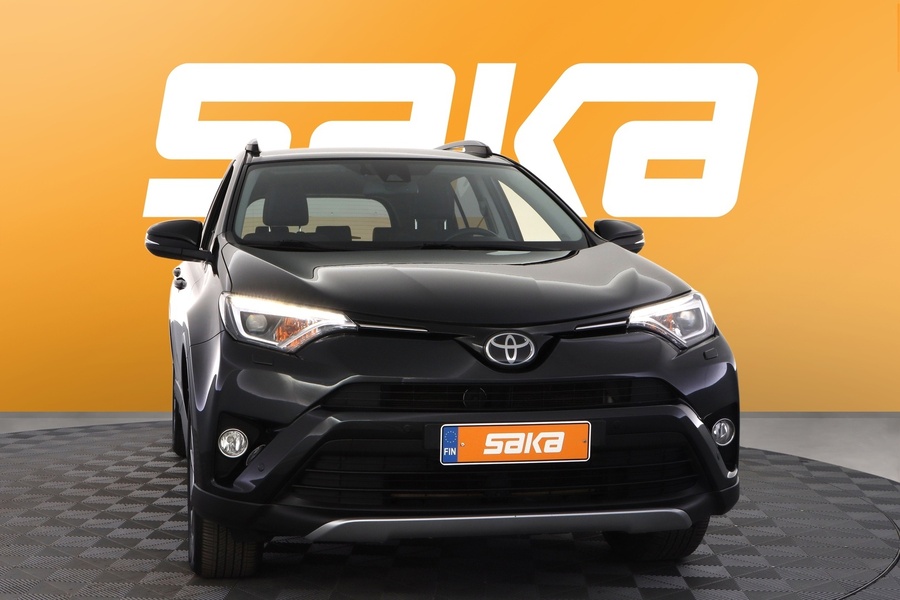 Toyota RAV4 vaihtoauto