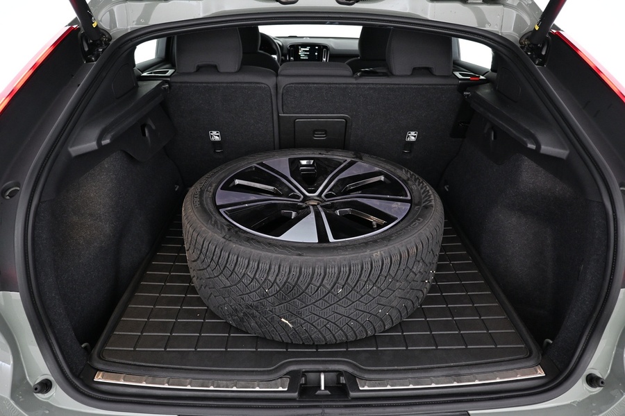 Volvo C40 vaihtoauto