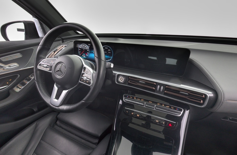 Mercedes-Benz EQC vaihtoauto