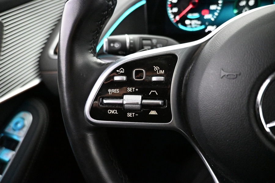 Mercedes-Benz EQC vaihtoauto