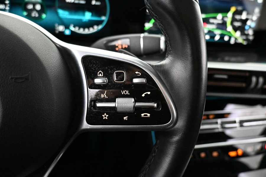 Mercedes-Benz EQC vaihtoauto