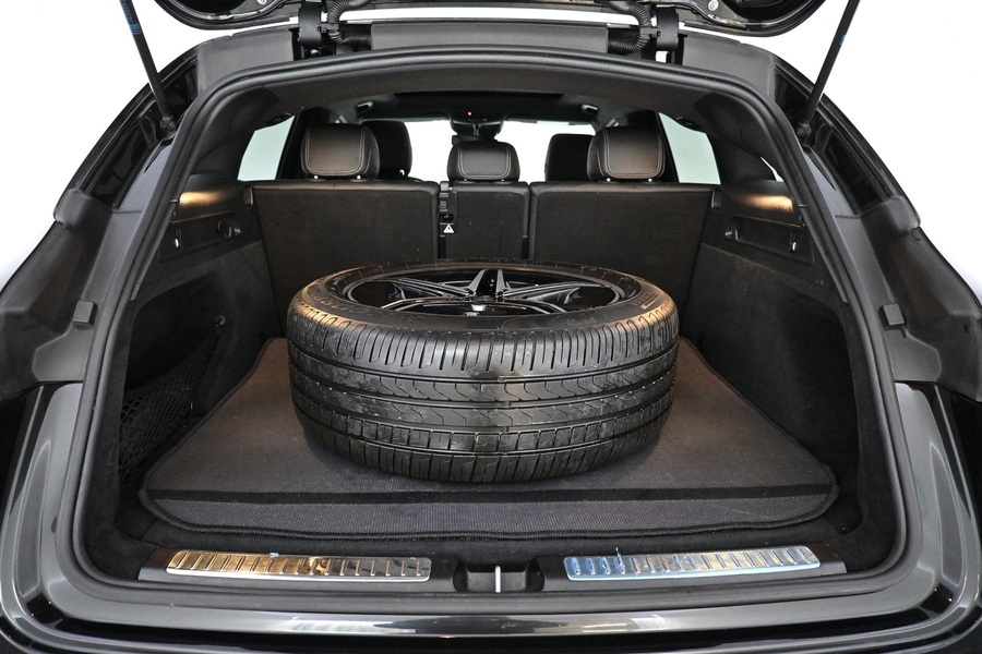 Mercedes-Benz EQC vaihtoauto