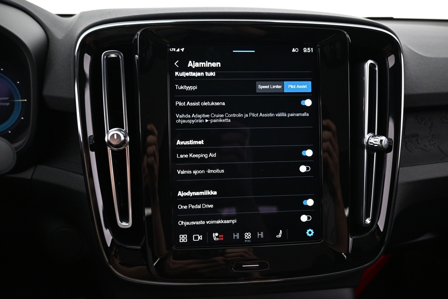 Volvo C40 vaihtoauto