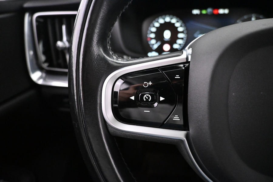 Volvo V60 Cross Country vaihtoauto