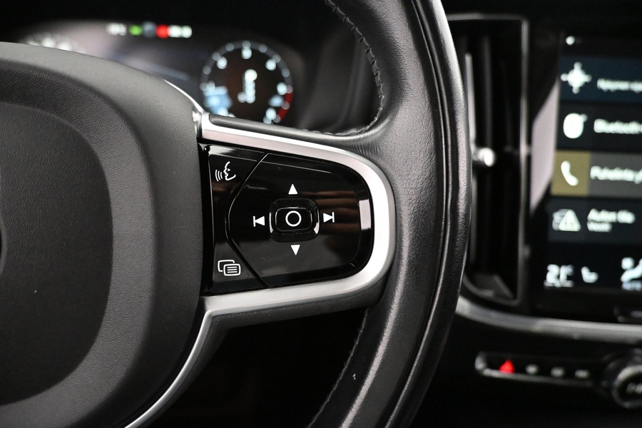 Volvo V60 Cross Country vaihtoauto