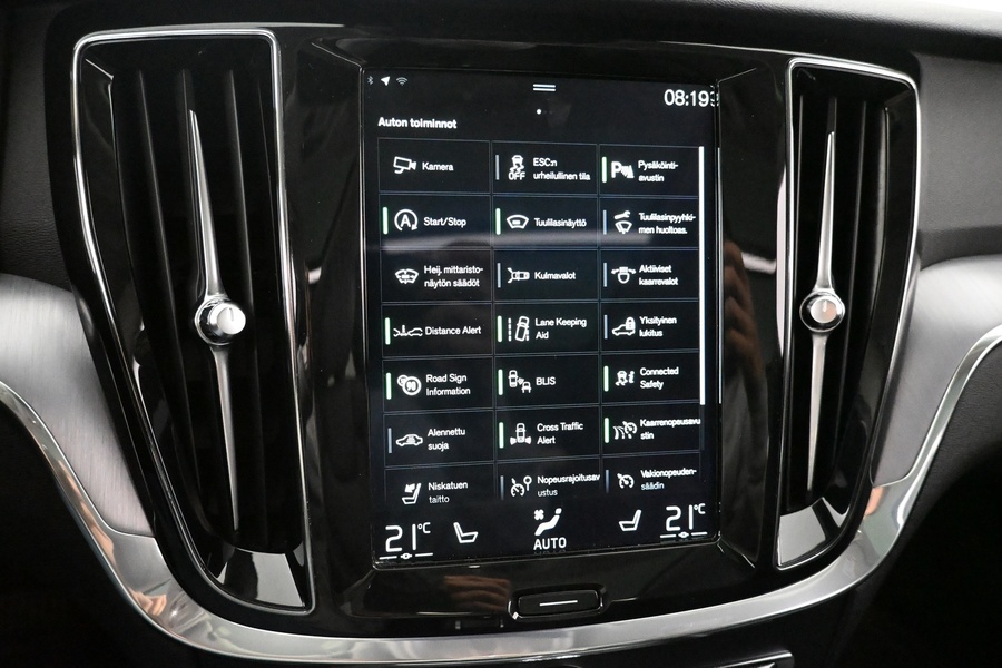 Volvo V60 Cross Country vaihtoauto