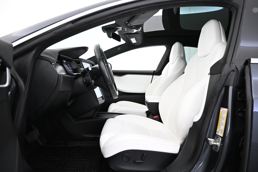 Tesla Model S vaihtoauto