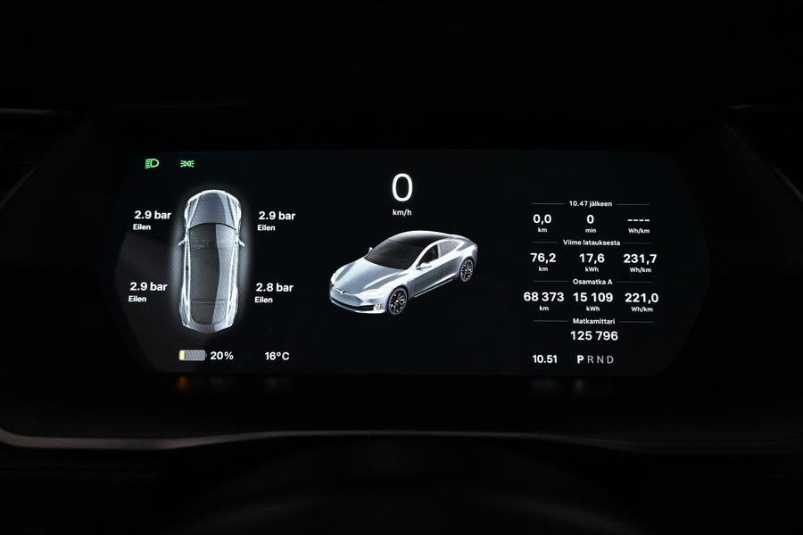 Tesla Model S vaihtoauto