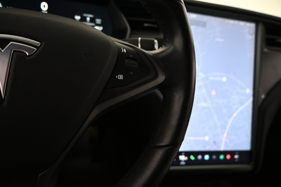 Tesla Model S vaihtoauto