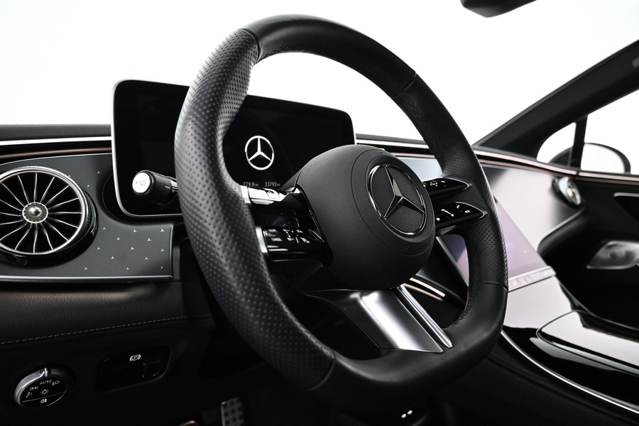 Mercedes-Benz EQE vaihtoauto