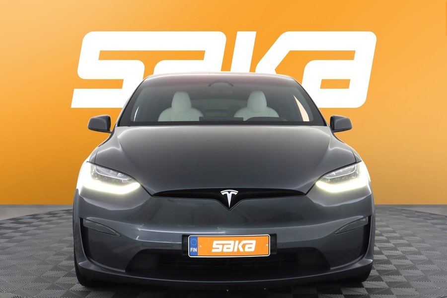 Tesla Model X vaihtoauto