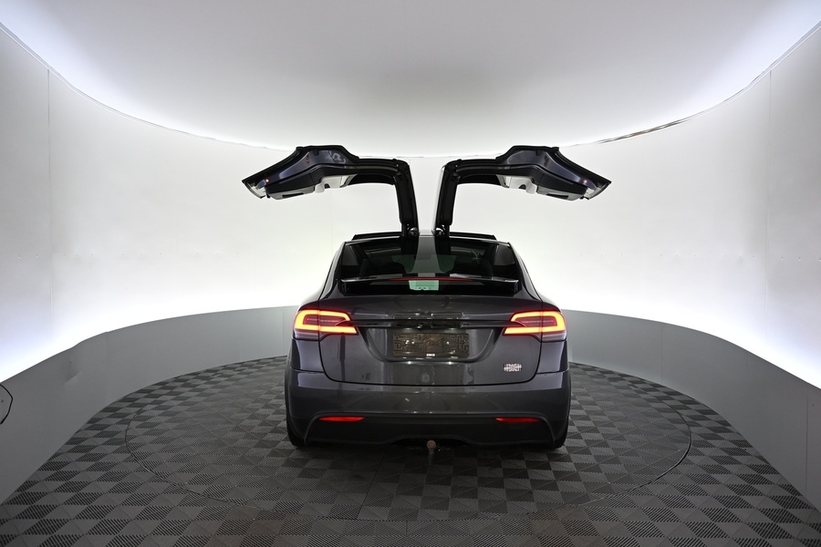 Tesla Model X vaihtoauto