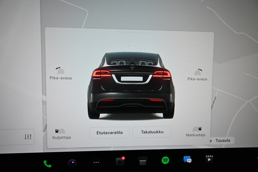 Tesla Model X vaihtoauto