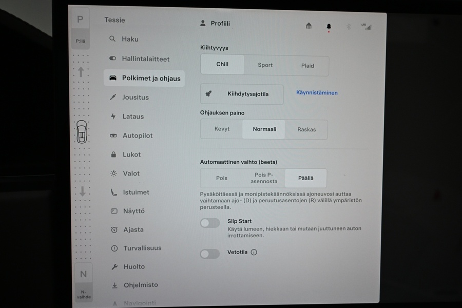 Tesla Model X vaihtoauto