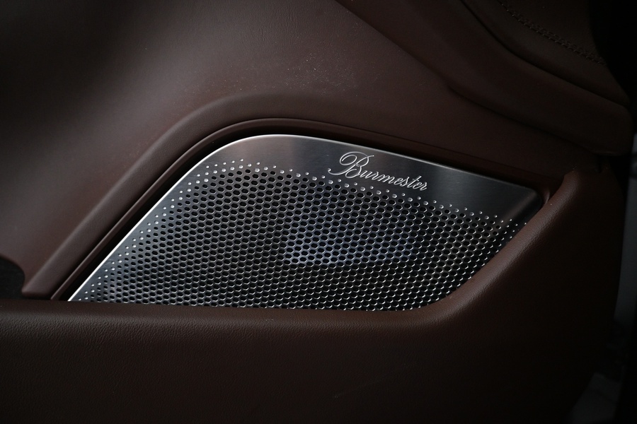 Porsche Taycan vaihtoauto