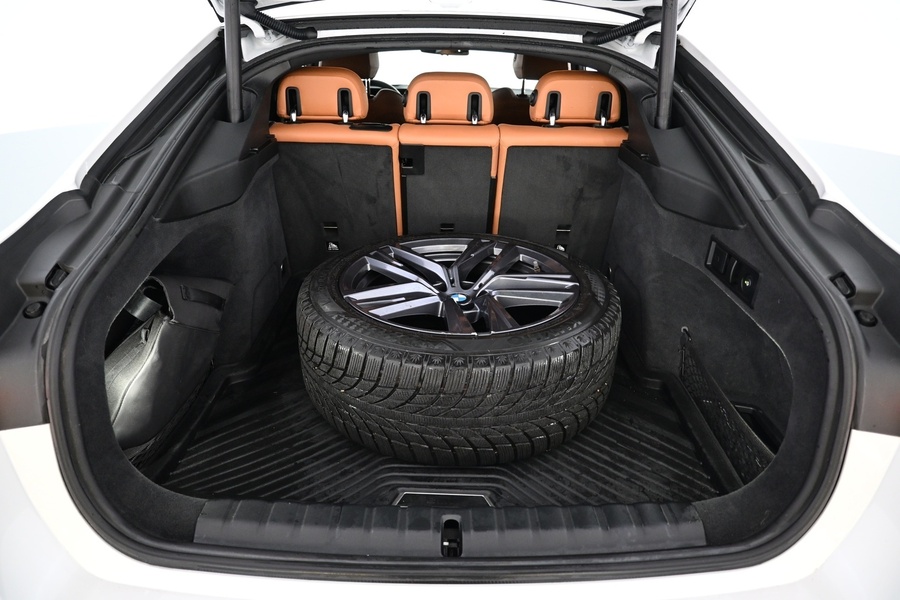 BMW i4 M50 vaihtoauto