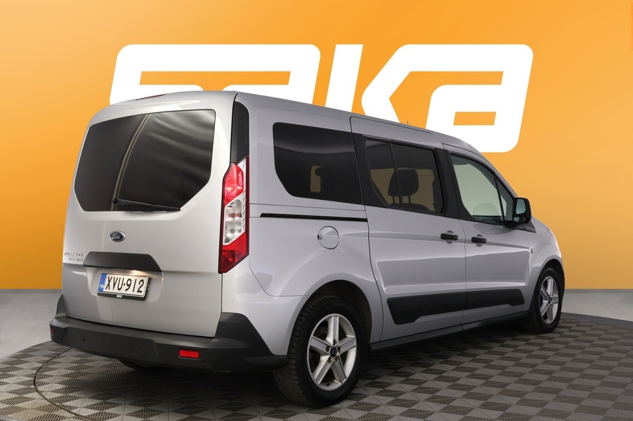 Ford Grand Tourneo Connect vaihtoauto