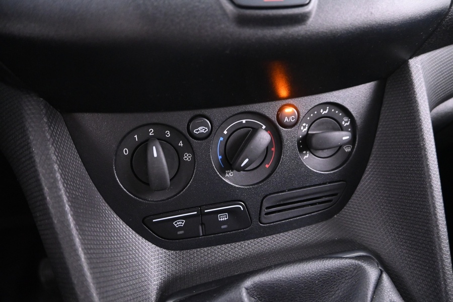 Ford Grand Tourneo Connect vaihtoauto