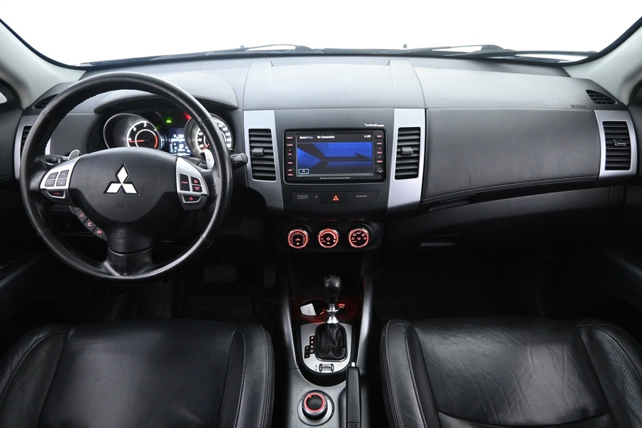 Mitsubishi Outlander vaihtoauto