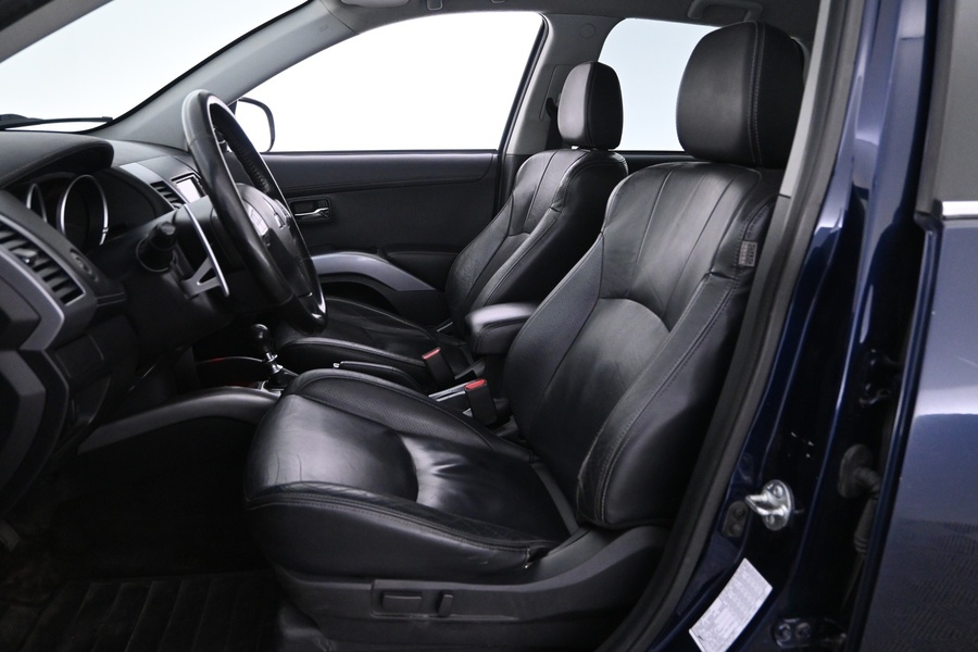 Mitsubishi Outlander vaihtoauto