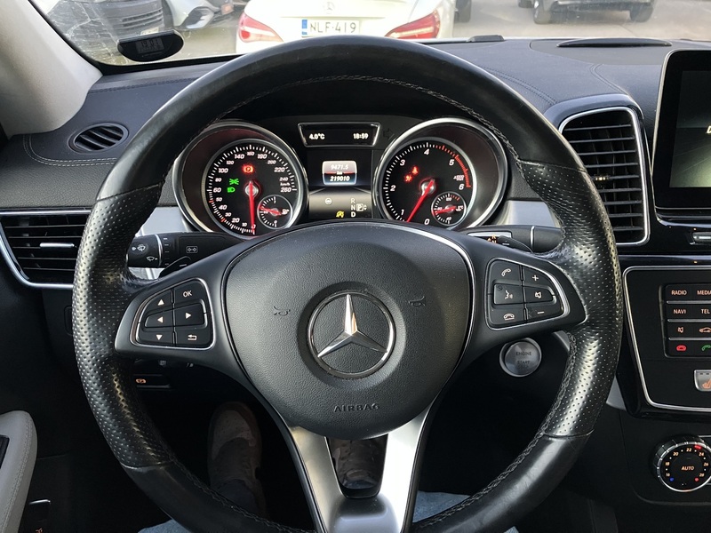 Mercedes-Benz GLE vaihtoauto
