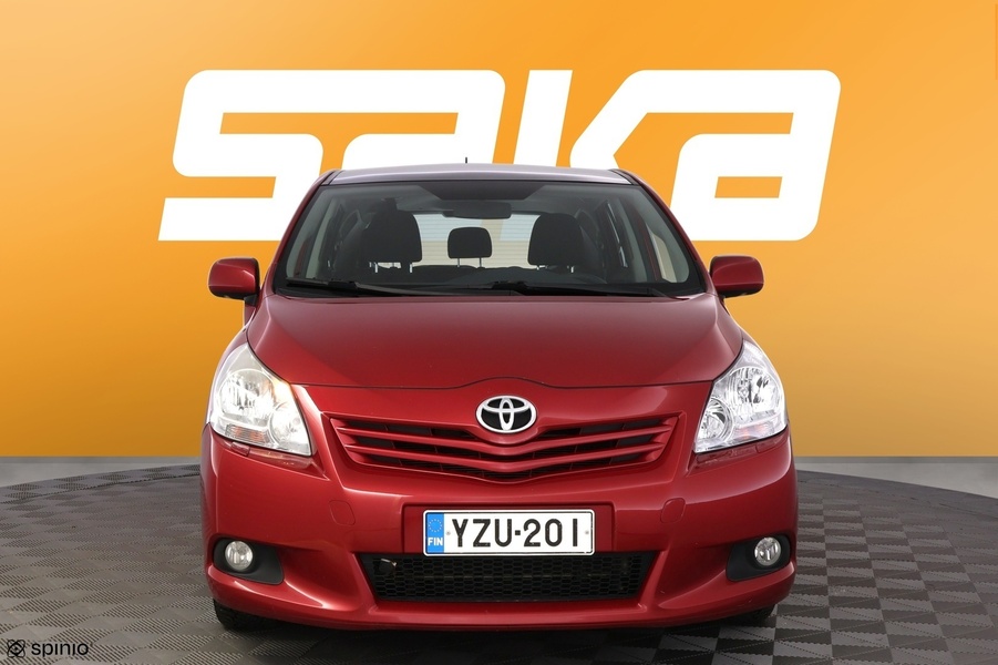 Toyota Verso vaihtoauto